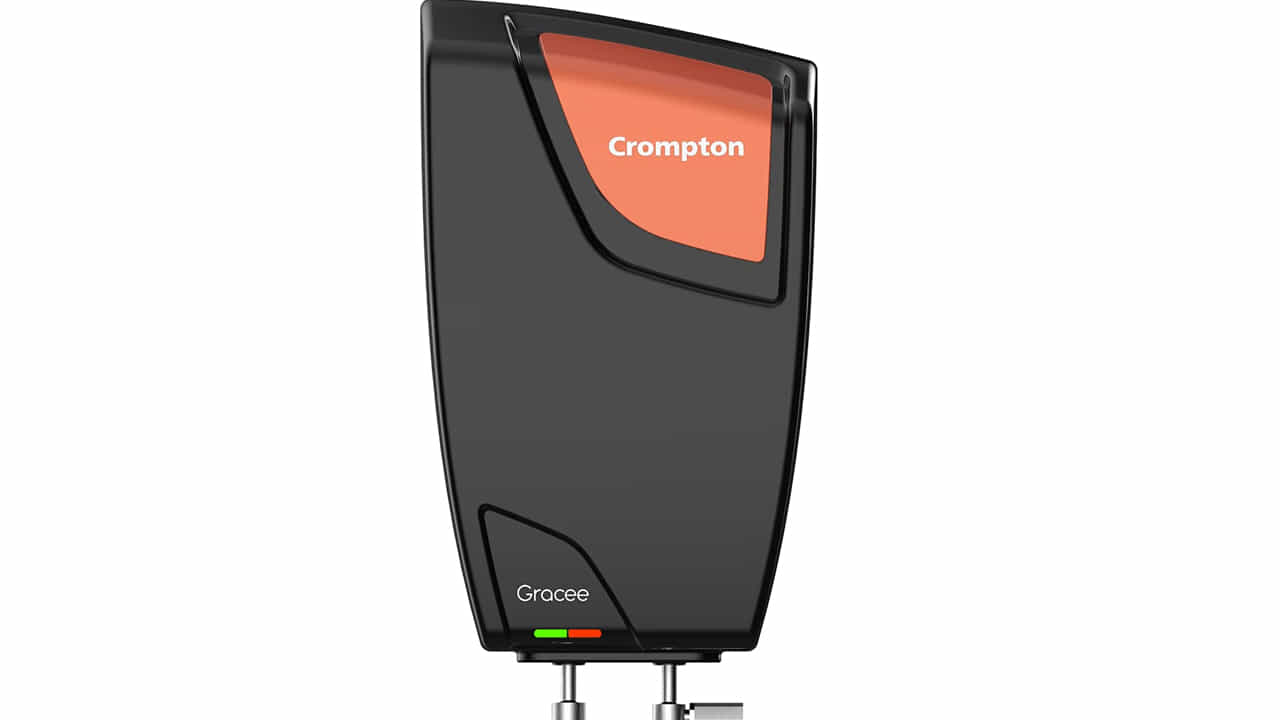 Crompton Gracee 5 Litres: ఈ వాటర్ గీజర్ అసలు ధర రూ. 7299కాగా, సేల్లో భాగంగా 48 శాతం డిస్కౌంట్తో రూ. 3789కే సొంతం చేసుకునే అవకాశం కల్పించారు. ఈ గీజర్ ఫీచర్ల విషయానిసొస్తే 5 లీటర్ల కెపాసిటీతో వచ్చిన ఈ గీజర్లో రస్ట్ ప్రూఫ్ బాడీని ఇచ్చారు. 5 ఏళ్ల ట్యాంట్ వారంటీ, 2 ఏళ్లు ఎలిమెంట్ వారంటీ ఇచ్చారు.