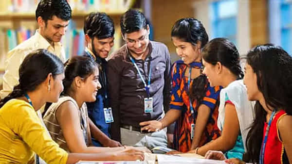 Engineering Seats: విద్యార్ధులకు సదావకాశం.. మిగిలిపోయిన ఇంజనీరింగ్ సీట్లకు నేటి నుంచి స్లైడింగ్! ఫీజు రీయింబర్స్మెంట్కూ ఓకే