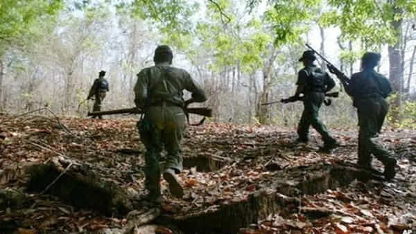 Chhattisgarh: నారాయణపూర్లో ఎన్కౌంటర్, 3 మహిళా నక్సలైట్లు మృతి, భారీ ఆయుధాలు లభ్యం