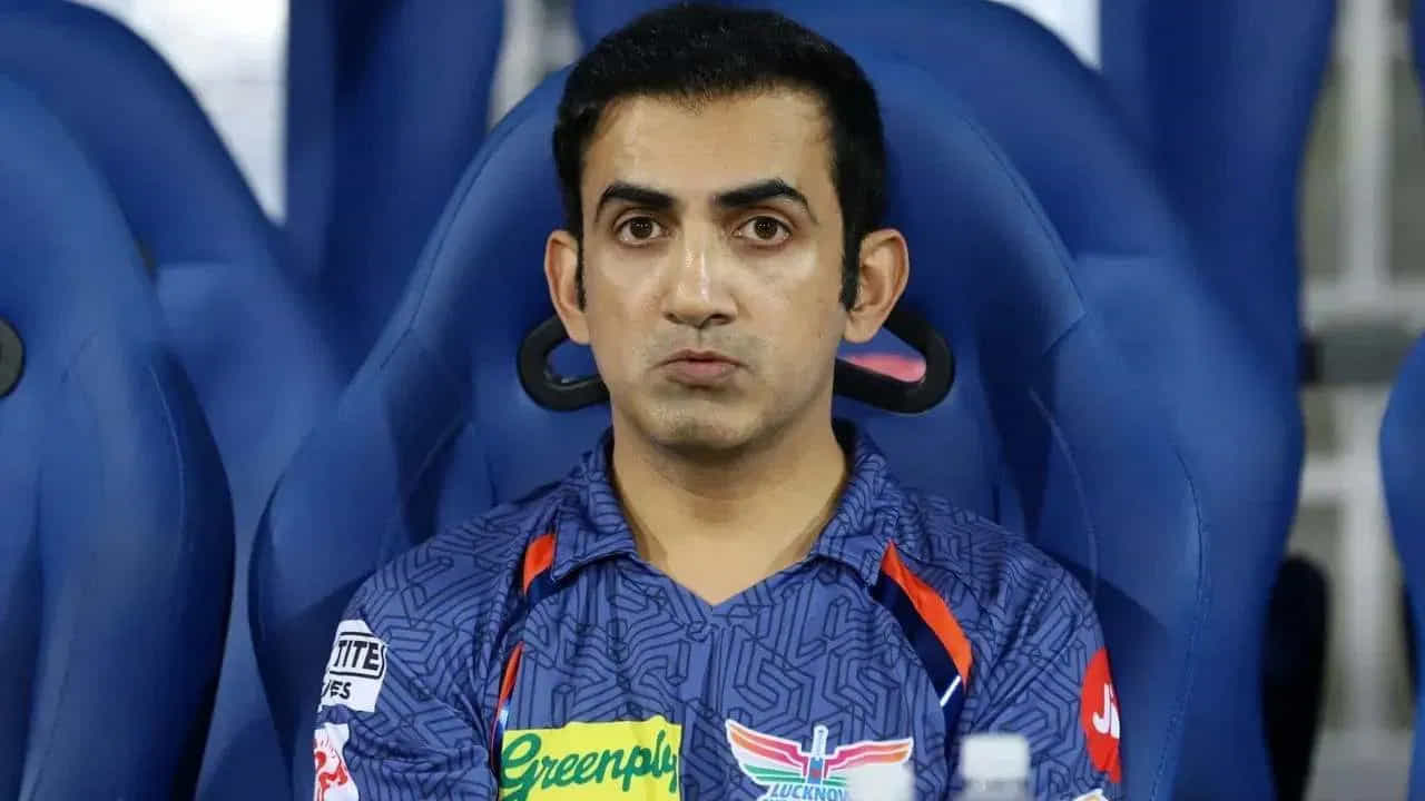 గౌతమ్ గంభీర్ IPL 2022-23లో లక్నో సూపర్‌జెయింట్స్‌కు మెంటార్‌గా వ్యవహరించాడు. కానీ, 2024లో లక్నో ఫ్రాంచైజీని విడిచిపెట్టిన గంభీర్ కోల్‌కతా నైట్ రైడర్స్‌కు మెంటార్‌గా కనిపించాడు.