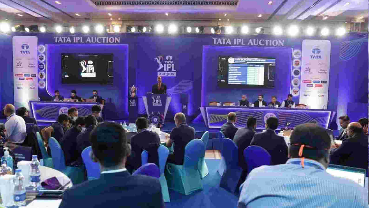 IPL 2025: వేలానికి ముందే వీళ్లకు రూ. 20 కోట్లు.. ఆ ముగ్గురికి స్పెషల్ ఆఫరిచ్చిన ఫ్రాంచైజీలు?