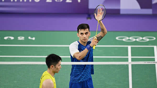 Paris Olympics 2024: సెమీఫైనల్కు చేరిన లక్ష్యసేన్..! ఒలింపిక్స్లో చరిత్ర సృష్టించిన భారత షట్లర్..