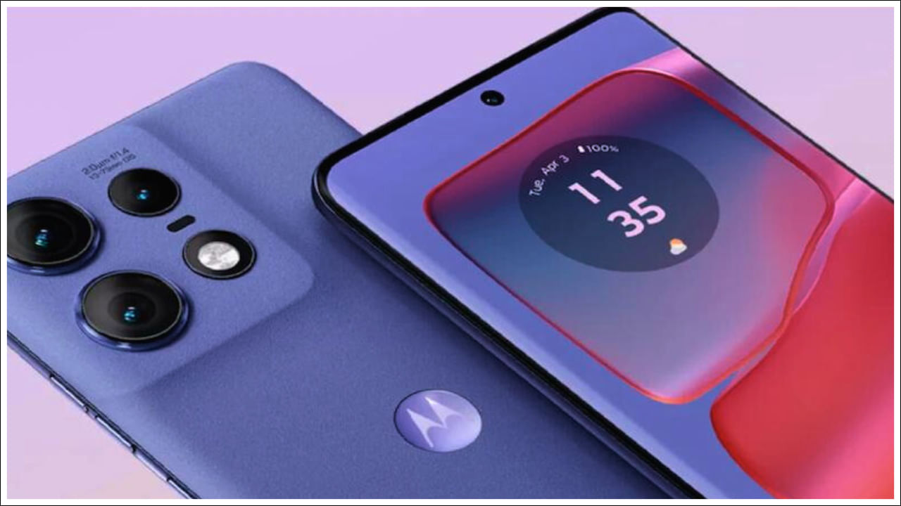 Moto Edge 50 Pro | Moto Edge 50 Pro స్నాప్‌డ్రాగన్ 7 Gen 3 ప్రాసెసర్‌తో ఆధారితమైనది. 6.7-అంగుళాల సూపర్ HD 144 Hz పోలెడ్ డిస్‌ప్లేను కలిగి ఉంది. ఇది 12GB వరకు RAM, 512GB వరకు నిల్వను అందిస్తుంది. కెమెరా సెటప్‌లో 50MP ప్రధాన సెన్సార్, 13MP అల్ట్రావైడ్ లెన్స్, 50MP ఫ్రంట్ కెమెరాతో 10MP టెలిఫోటో లెన్స్ ఉన్నాయి. పరికరం 4500mAh బ్యాటరీతో అమర్చబడింది. 125W టర్బోపవర్ ఛార్జింగ్‌కు మద్దతు ఇస్తుంది. లక్స్ లావెండర్ (వేగన్ లెదర్), మూన్‌లైట్ పెర్ల్, బ్లాక్ బ్యూటీ (వేగన్ లెదర్)లో అందుబాటులో ఉంది. దీని ధర 8GB+256GB వేరియంట్‌కు రూ.31,999, 12GB+256GB మోడల్ ధర రూ.35,999.