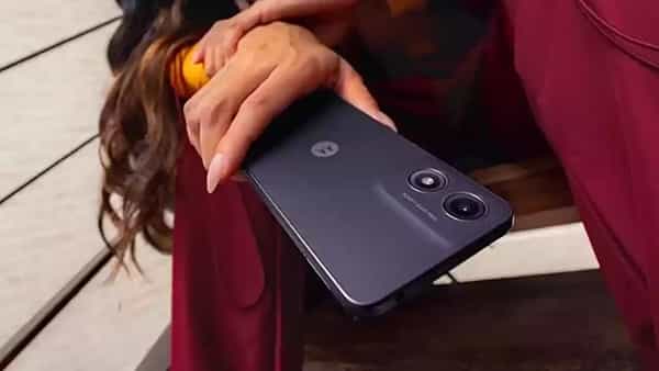 Flipkart Sale: ఆరు వేలకే 8జీబీ ర్యామ్ ఫోన్.. ఫ్లిప్ కార్ట్లో ఆఫర్ మిస్ కాకండి..