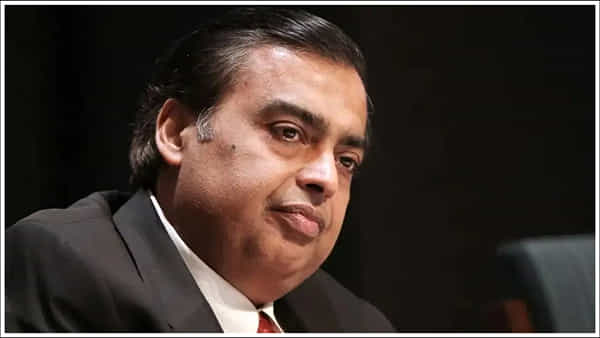 Mukesh Ambani: ఏజీఎంకు ముందు భారీ నష్టాన్ని చవి చూసిన ముఖేష్ అంబానీ