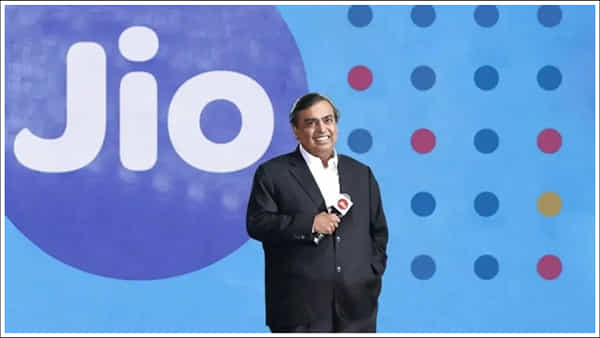 Mukesh Ambani: హోమ్ లోన్ ఇవ్వనున్న అంబానీ.. అసలు ప్లాన్ ఏంటో తెలుసా?