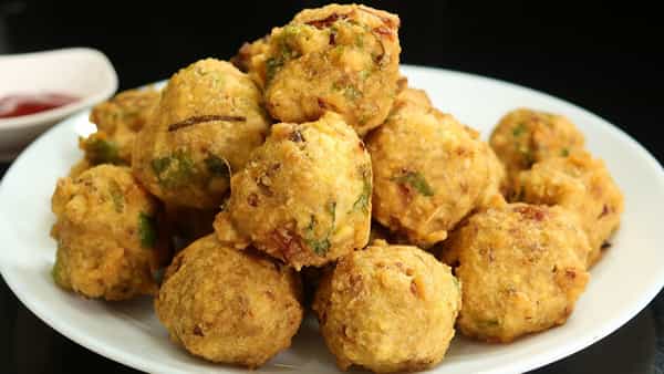 Crispy Pesara Punugulu: ఈవెనింగ్ స్నాక్కి బెస్ట్ రెసిపీ.. క్రిస్పీ పెసర పునుగులు..