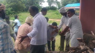 శిథిలావస్థలో ఆ ప్రాజెక్టు.. పక్క రాష్ట్రానికి తరలిపోతున్న సాగునీరు..