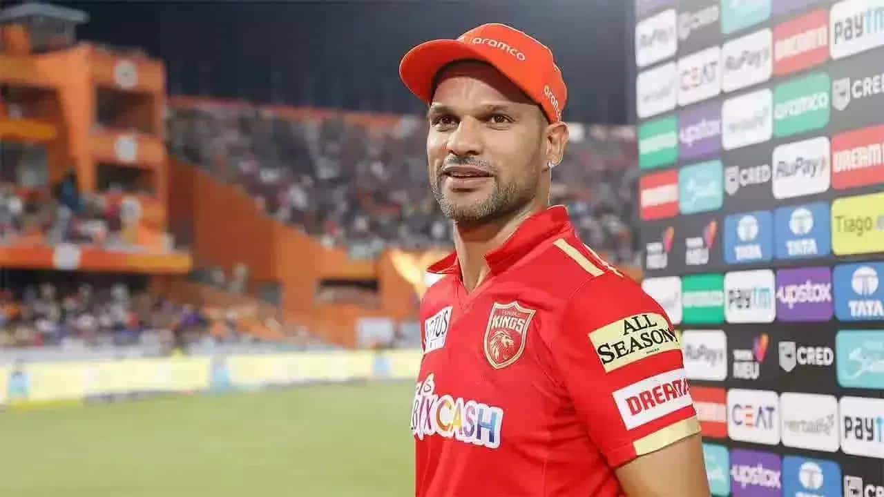 శిఖర్ ధావన్ ఐపీఎల్లో ముంబై ఇండియన్స్, డెక్కన్ ఛార్జర్స్, సన్రైజర్స్ హైదరాబాద్, ఢిల్లీ క్యాపిటల్స్, పంజాబ్ కింగ్స్ తరపున ఆడాడు. అతను మొత్తం 222 మ్యాచ్లు ఆడి 2 సెంచరీలు, 51 అర్ధసెంచరీలతో 6768 పరుగులు చేశాడు. దీంతో ఐపీఎల్ చరిత్రలో అత్యధిక పరుగులు చేసిన రెండో బ్యాట్స్మెన్గా నిలిచాడు.