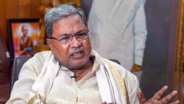 Karnataka: కర్నాటకలో రాజకీయ సంక్షోభం.. గవర్నర్ నిర్ణయంతో కేబినెట్ అత్యవసర భేటీ