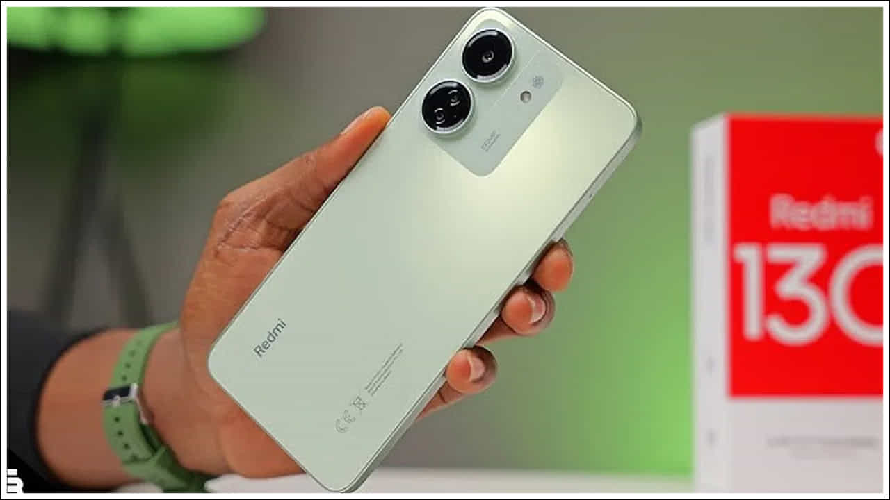 Redmi 13C: రూ. Redmi 13c ఫోన్ 10k లోపు అత్యుత్తమ స్మార్ట్ఫోన్లలో ఒకటి. ఈ ఫోన్ అసలు ధర రూ. 13,999, 39 శాతం తగ్గింపుతో రూ. 8499 అందుబాటులో ఉంది. స్పెసిఫికేషన్ల పరంగా, ఇది MediaTek Helio G85 ప్రాసెసర్ ద్వారా శక్తిని పొందుతుంది. ఫోన్ 50-మెగాపిక్సెల్ AI ట్రిపుల్ రియర్ కెమెరా సెటప్ను కలిగి ఉంది.