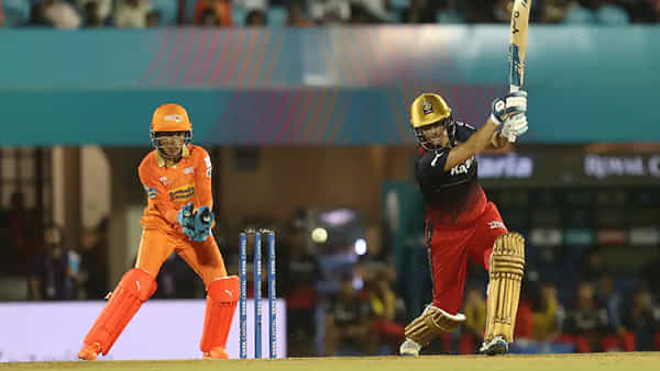 RCB: కెప్టెన్నీ నుంచి తప్పుకుంటున్నాను.. ఇదే చివరి టోర్నమెంట్.. షాకిచ్చిన ఆర్సీబీ ఖతర్నాక్ ప్లేయర్