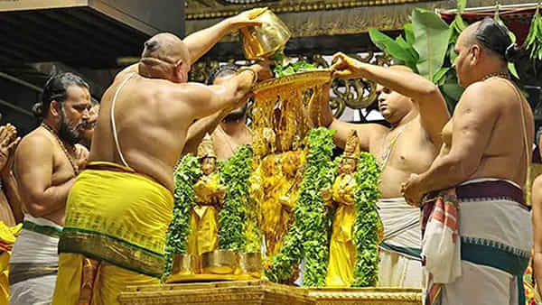 తిరుమల శ్రీవారి ఆలయంలో పవిత్రోత్సవాలు ప్రారంభం..3 రోజులపాటు ఈ సేవలు రద్దు