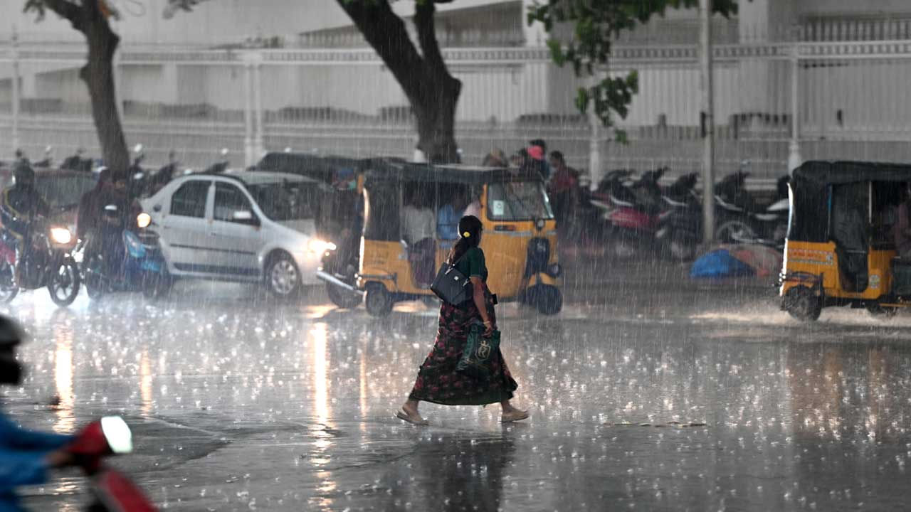 TG Rain Alert: 3 గంటల్లో దంచికొట్టిన వాన.. 74.8 మి.మీ వ‌ర్షపాతం నమోదు! మరో 2 రోజులు భారీ వర్షాలు