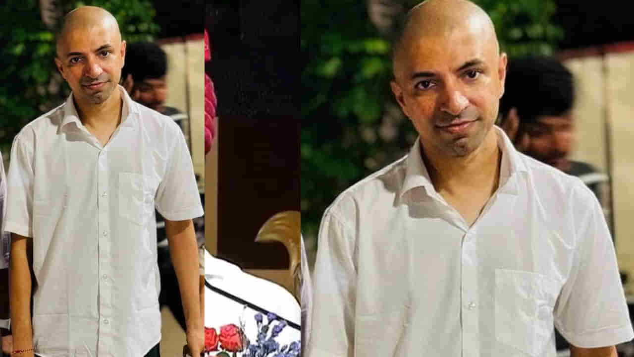 Tollywood: ఇండస్ట్రీని షేక్ చేసిన స్టార్ డైరెక్టర్ ఇలా మారిపోయాడేంటి? ఎవరో గుర్తు పట్టారా?