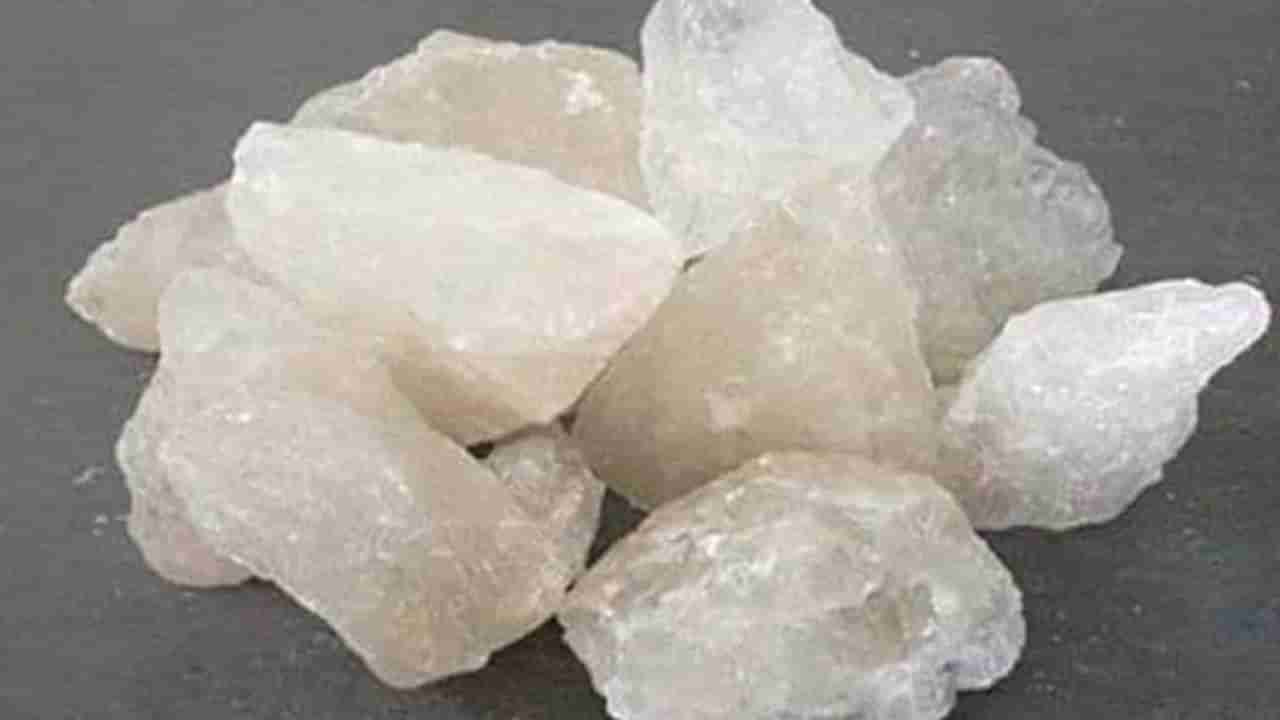 Alum Jaggery: పటిక బెల్లంతో ఇన్ని ఉపయోగాలా.. తెలిస్తే అస్సలు వదిలిపెట్టరు..