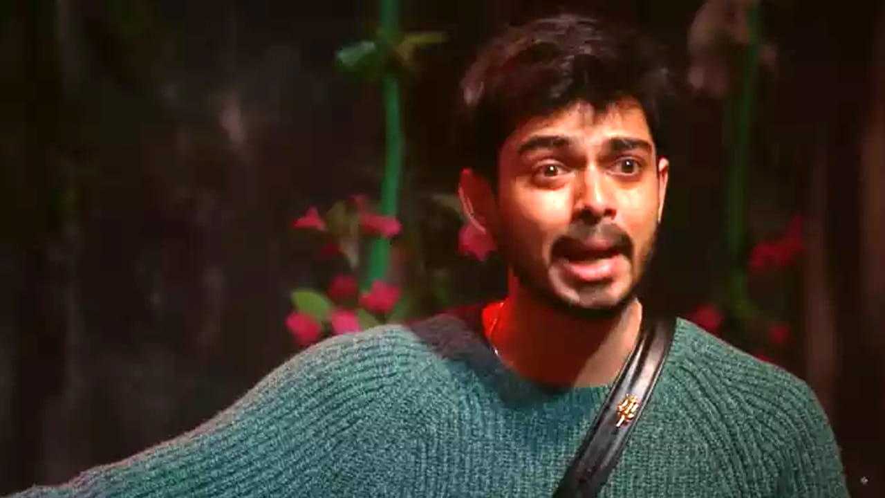 Bigg Boss 8 : అమ్మ శవాన్ని కాల్చడానికి కట్టెల కోసం డబ్బులు అడుక్కున్నా.. వెక్కి వెక్కి ఏడ్చినా మణికంఠ Bigg Boss 8 : అమ్మ శవాన్ని కాల్చడానికి కట్టెల కోసం డబ్బులు అడుక్కున్నా.. వెక్కి వెక్కి ఏడ్చినా మణికంఠ