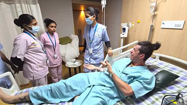 భారత్లో భాంగ్ తాగిన బ్రిటిష్ యూట్యూబర్.. ట్రిప్పు వాయిదా వేసుకుని పరుగో పరుగు..! ఏం జరిగిందంటే..