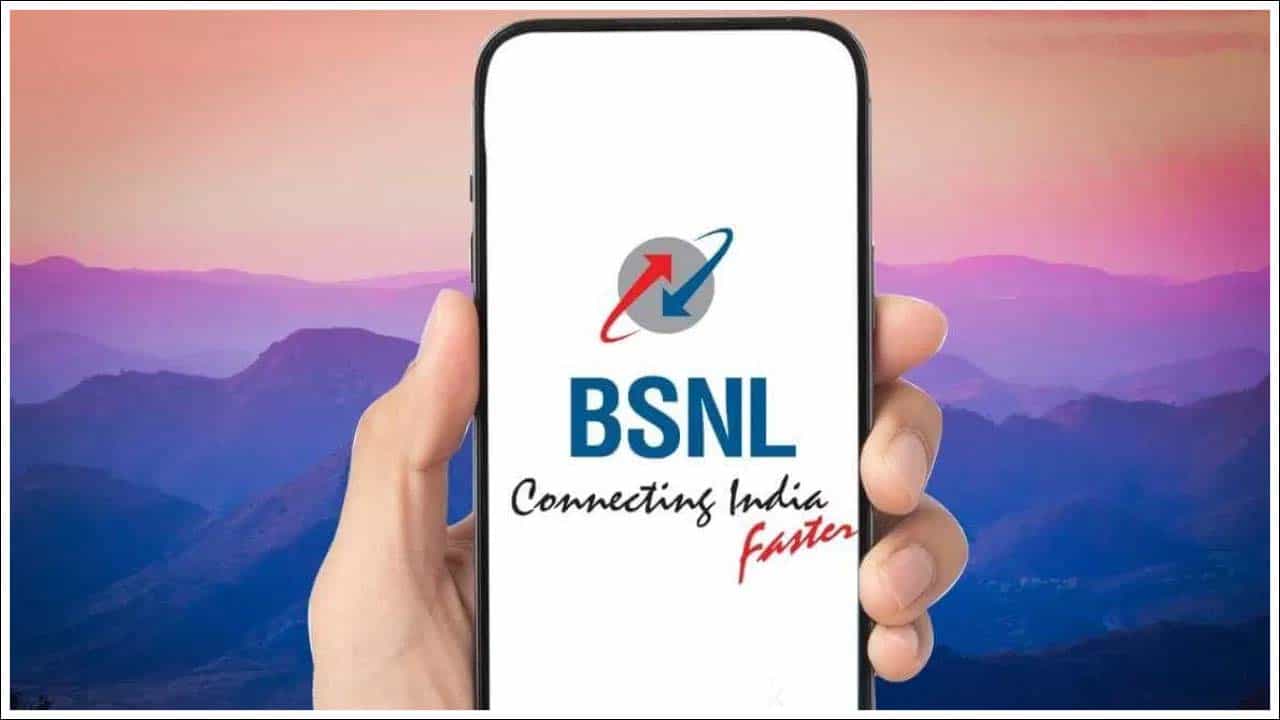 BSNL రూ. 107 రీఛార్జ్ ప్లాన్ 35 రోజుల చెల్లుబాటును కలిగి ఉంది. ఈ ప్లాన్లో కస్టమర్లకు 3GB డేటా లభిస్తుంది. ఈ ప్లాన్ ప్రత్యేకత ఏమిటంటే, ఈ ప్లాన్ బీఎస్ఎన్ఎల్ చౌకైన ప్లాన్లలో ఒకటి. డేటా పరిమితి ముగిసిన తర్వాత దాని వేగ పరిమితి 40kbpsకి తగ్గుతుంది. ఈ ప్లాన్ ఒక నెల కంటే ఎక్కువ కాలపరిమితిని అందిస్తుంది. ఈ ప్లాన్లో వినియోగదారులు 200 నిమిషాల ఉచిత వాయిస్ కాల్ సేవను పొందుతారు. ఇది కాకుండా ఈ ప్లాన్లో 35 రోజుల పాటు బీఎస్ఎన్ఎల్ ట్యూన్స్ సేవ కూడా అందుబాటులో ఉంటుంది. సిమ్ను యాక్టివ్గా ఉంచడానికి చౌక సిమ్ కోసం చూస్తున్న కస్టమర్లకు ఈ ప్లాన్ ఉపయోగపడుతుంది.