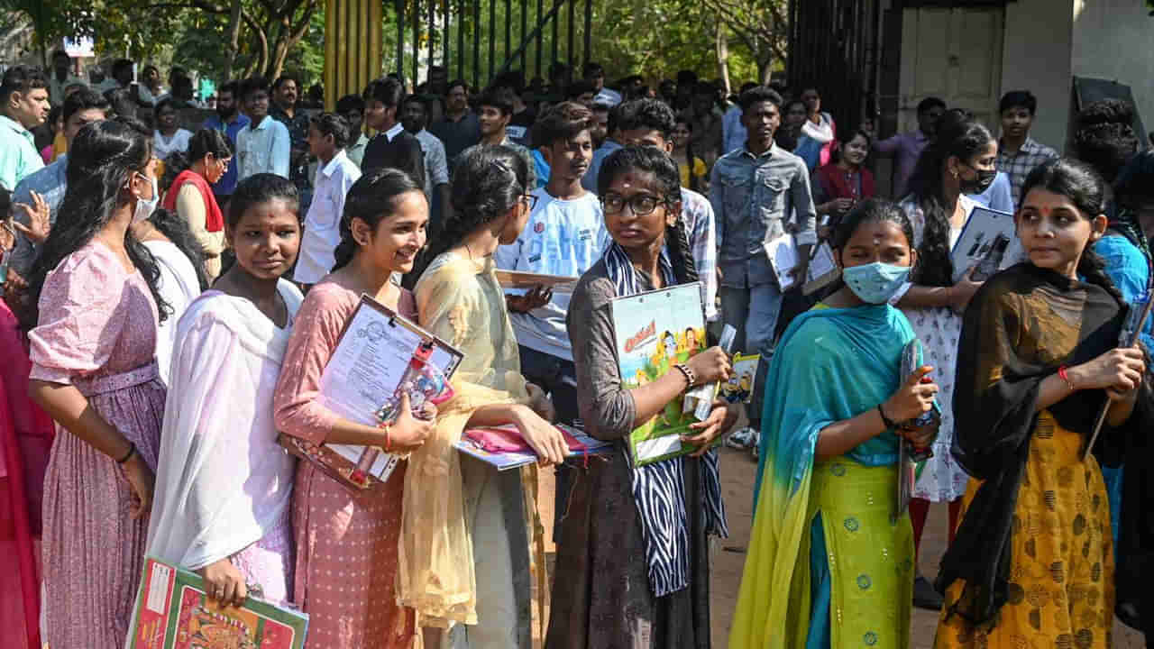 CBSE 10th Students: ఈ ఏడాది సీబీఎస్‌ఈ టెన్త్‌ విద్యార్థులకు ఎస్సెస్సీ బోర్డు పరీక్షలే..! ఏపీ ప్రభుత్వం కీలక నిర్ణయం