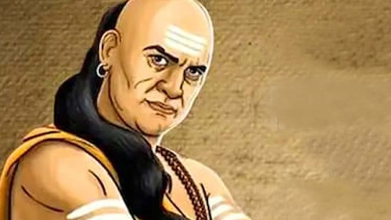 Chanakya Niti: ఇతరులు మీ దారిలోకి రావాలంటే ఇలా చేయండి..