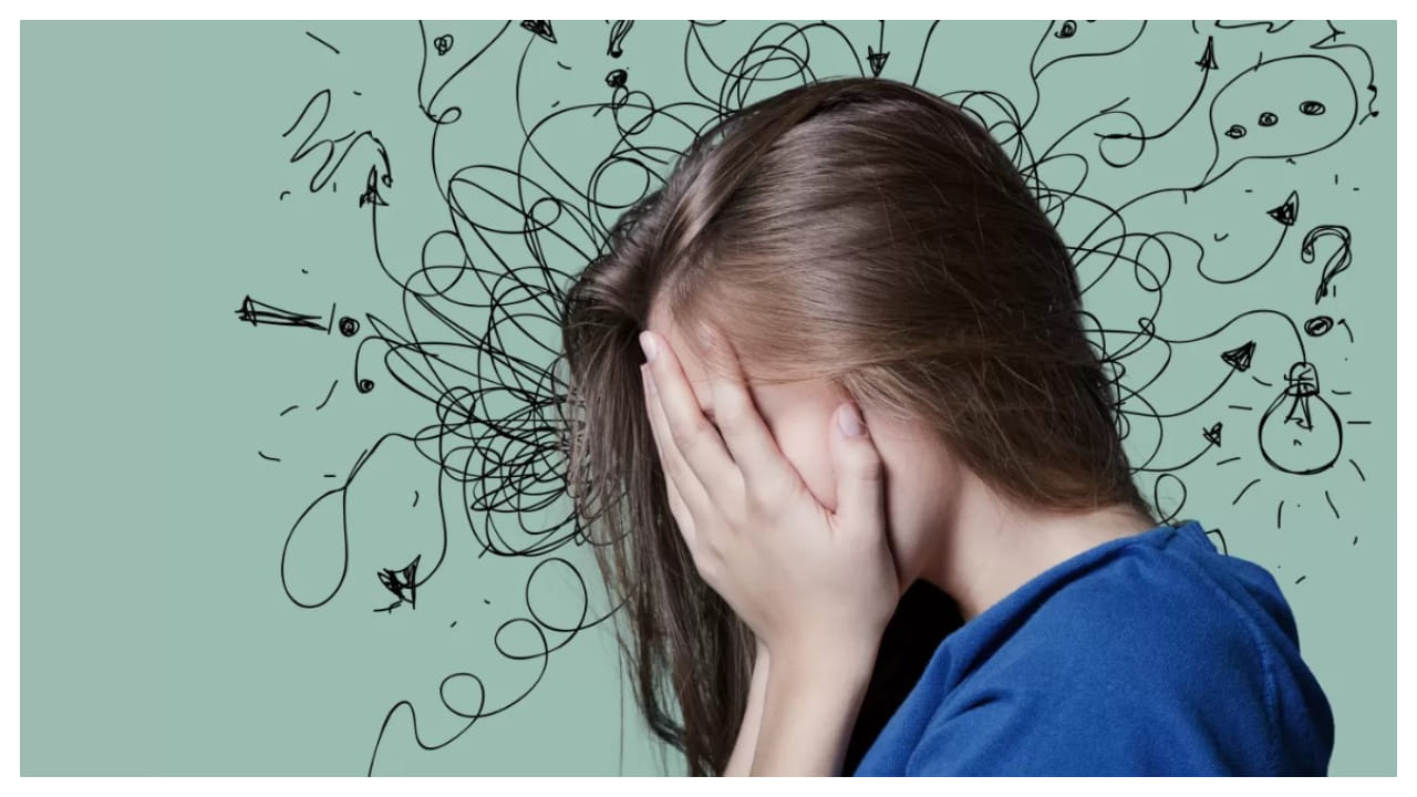 ఏ పని చేయాలన్నా ఏకాగ్రత అనేది చాలా ముఖ్యం. మీరు అనుకున్న పని పూర్తి అవ్వాలంటే ఖచ్చితంగా ఫోకస్ పెట్టాలి. కానీ మీరు ఏకాగ్రత పెట్టకుండా చికాకు, కోపం వస్తుందా.. అయితే మీలో ఖచ్చితంగా సమస్య ఉందని అర్థం. చాలా మంది పనులను వాయిదా వేస్తూ వస్తారు. దీనికి ముఖ్య కారణం ఏకాగ్రత నశించడమే.