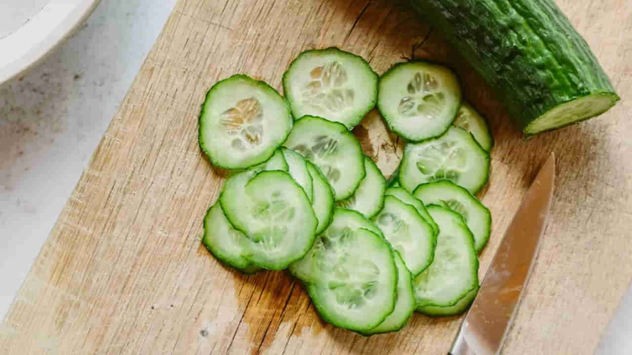 Cucumber: మంచిదని దోసకాయ ఎక్కువగా తింటున్నారా.? ఏమవుతుందో తెలుసా.?