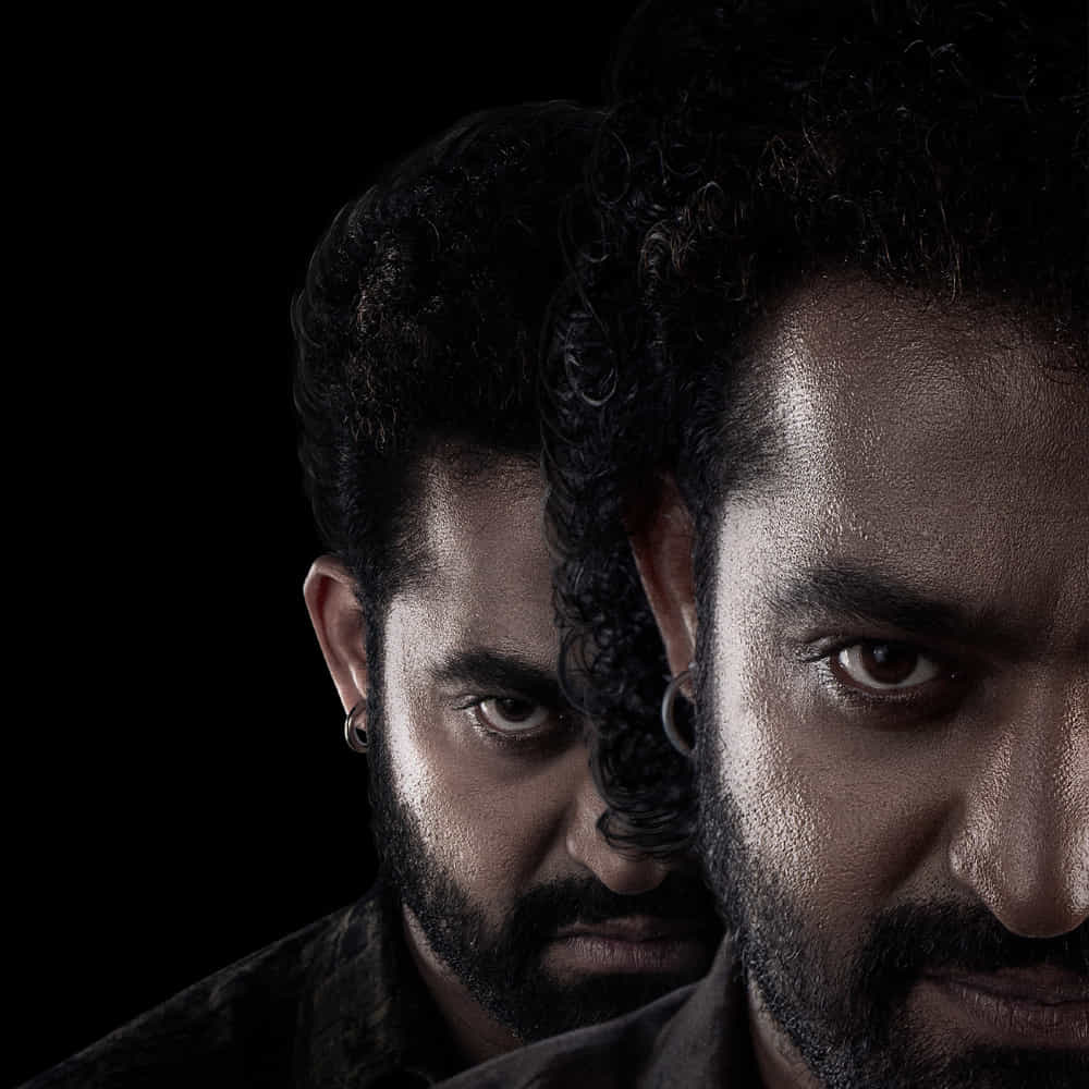 ఆచార్య తర్వాత కొరటాల శివ దేవరను ఎలా తెరకెక్కిస్తారోననే బెంగ ఎక్కడో ఓ మూలన ఉంది జనాలకు. కానీ ఇప్పుడు తారక్ మాటలు వింటుంటే.. కాన్ఫిడెన్స్ డబుల్ అవుతోంది.. అనుమానాలు అక్కర్లేదనే చర్చ ఊపందుకుంది.