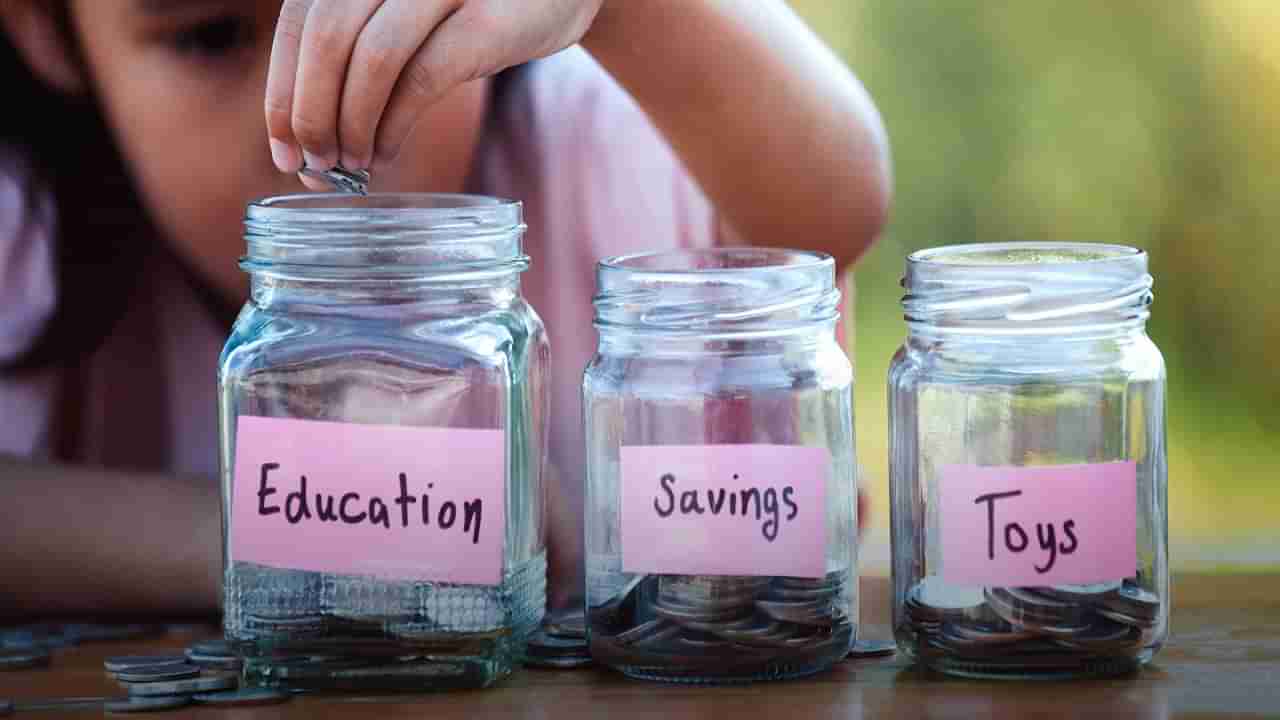 Financial Literacy: పిల్లలకు తప్పక నేర్పాల్సిన ఆర్థిక పాఠాలు.. పొదుపు నుంచి చారిటీ వరకూ..