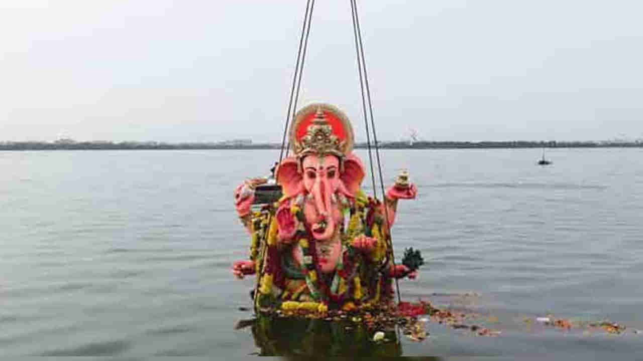 Vinayaka Chavithi: ఐదవ రోజు గణపతిని నిమజ్జనం చేయాలనుకుంటున్నారా! శుభ సమయం, విధి విధానం ఏమిటంటే