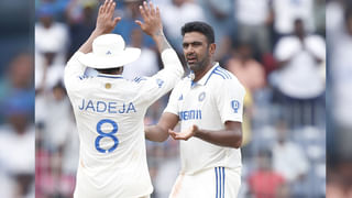 Video: అంతర్జాతీయ క్రికెట్‌లో యార్కర్ కింగ్ విధ్వంసం.. అత్యంత విజయవంతమైన బౌలర్‌గా రికార్డ్..