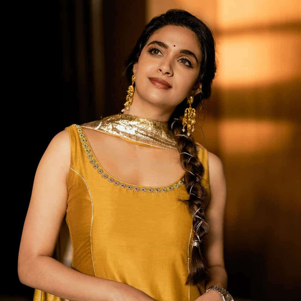 అంతగా బ్రాండ్ క్రియేట్ చేసుకున్నారు ఈ బ్యూటీ. అయితే ఎప్పుడూ అండర్ ప్లే చేసే రోల్స్ సెలక్ట్ చేసుకోవడం వల్ల మెయిన్స్ట్రీమ్ కమర్షియల్ మూవీస్కి దూరమవుతున్నారా? అనే అనుమానాలకు కూడా చోటిస్తున్నారు ఈ నాయిక.