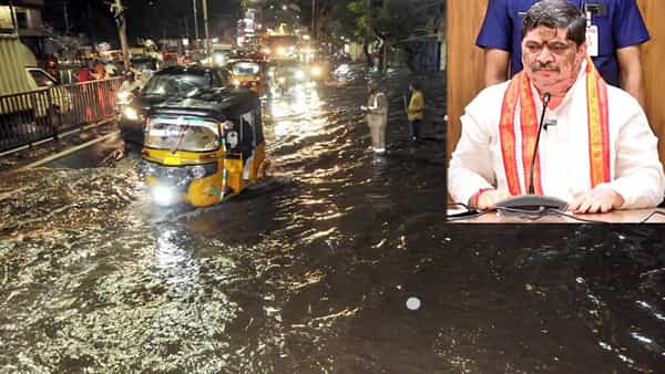 హైదరాబాద్లో గంటకు పైగా కుండపోత వర్షం.. మంత్రి పొన్నం ప్రభాకర్ కీలక ఆదేశాలు..!