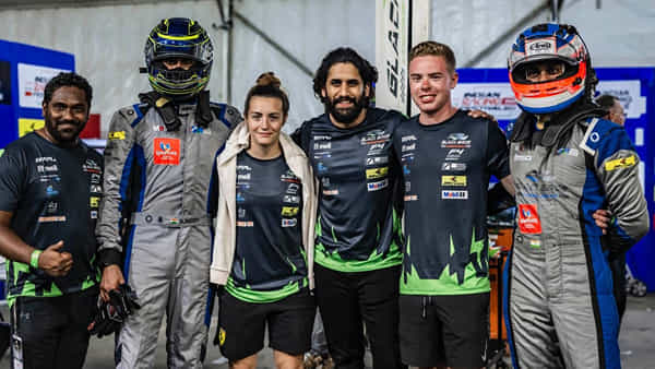 Formula 4 Indian Championship: ఫార్ములా–4 ఇండియన్ ఛాంపియన్షిప్లో సత్తా చాటిన హైదరాబాదీ బ్లాక్బర్డ్స్ రేసర్