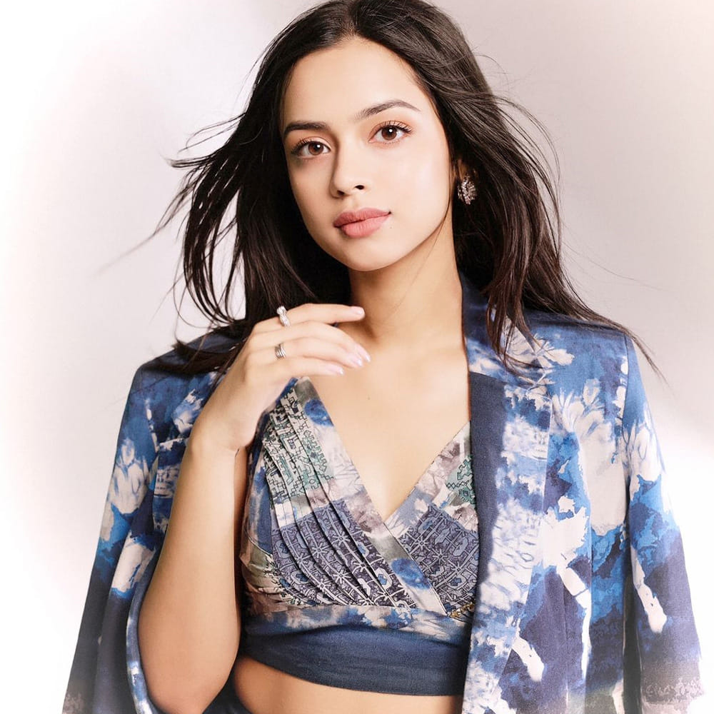 ఈ సినిమాలో నటిస్తున్నప్పటికీ నితాన్సీ వయసు కేవలం 17 సంవత్సరాలు మాత్రమే. ఆ సమయంలో ఆమె 11వ తరగతి చదువుకుంటుంది. లాపతా లేడీస్ సినిమా కోసం చదువును కూడా పక్కన పెట్టిసింది. నితాన్సి ప్రస్తుతం 12వ తరగతి చదువుకుంటుంది. 