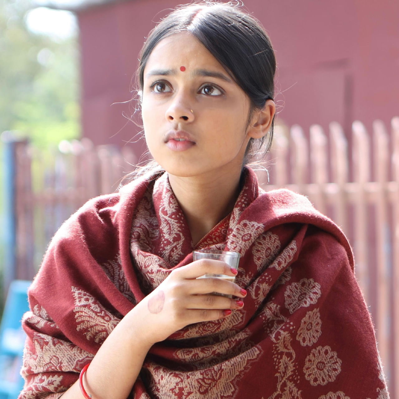 2025 ఆస్కార్ అవార్డుల బరిలో మన దేశం తరుపున ఎంపికైన సినిమా 'లాపతా లేడీస్'. గ్రామీణ ప్రాంతానికి చెందిన ఇద్దరు వధువులు రైలు ప్రయాణంలో అనుకోకుండా తారుమారవుతారు. ఆ తర్వాత వారి జీవితాలు ఎలా సాగాయి ? అనేది సినిమా. ఇందులో ఫూల్ కుమారి పాత్రలో కనిపించింది. 