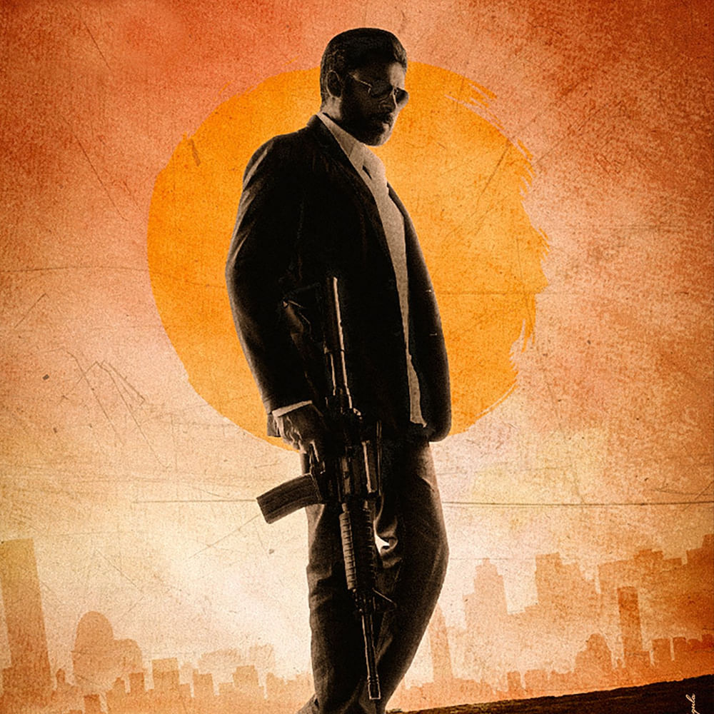 షూట్ అంతా విజయవాడ పరిసర ప్రాంతాల్లోనే జరగనుంది. డేట్స్ ఇస్తాను కానీ.. తానున్న బిజీలో లొకేషన్స్ తిరగడం అయ్యేపని కాదని.. అందుకే ఏ షూటింగ్ అయినా విజయవాడ నుంచే జరగాలని ఆయన కోరినట్లు తెలుస్తుంది.