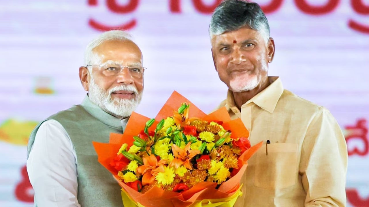 Chandrababu: గుజరాత్ పర్యటనకు ఏపీ సీఎం చంద్రబాబు.. ప్రధాని మోదీతో భేటీ అయ్యే అవకాశం..!