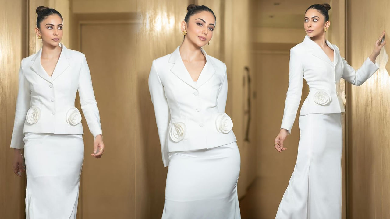 Rakul Preeth Singh: తెల్ల గులాబీ డ్రెస్ లో ఎర్ర గులాబీలా మెరిసిపోతున్న రకుల్ ప్రీత్ సింగ్ ఫొటోస్. Rakul Preeth Singh: తెల్ల గులాబీ డ్రెస్ లో ఎర్ర గులాబీలా మెరిసిపోతున్న రకుల్ ప్రీత్ సింగ్ ఫొటోస్.