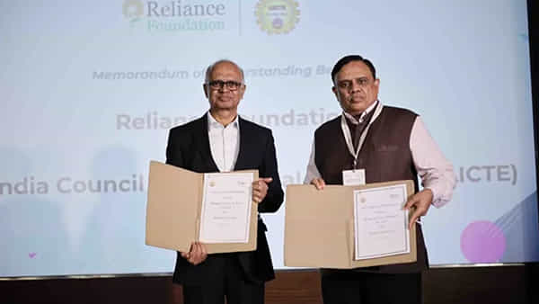 Reliance: ఉద్యోగాల కల్పనే లక్ష్యంగా రియలయన్స్ కీలక నిర్ణయం.. స్కిల్లింగ్ అకాడమీ ఏర్పాటు