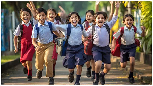 School Holidays: గుడ్న్యూస్.. విద్యార్థులకు సెలవుల పొడిగింపు.. కీలక ప్రకటన చేసిన ఆ ప్రభుత్వం