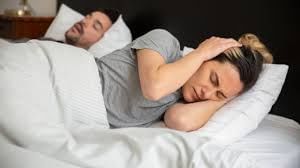 Snoring Problem: గురక రాకుండా ప్రశాంతంగా నిద్రపోవాలంటే.. ఇలా చేయండి..