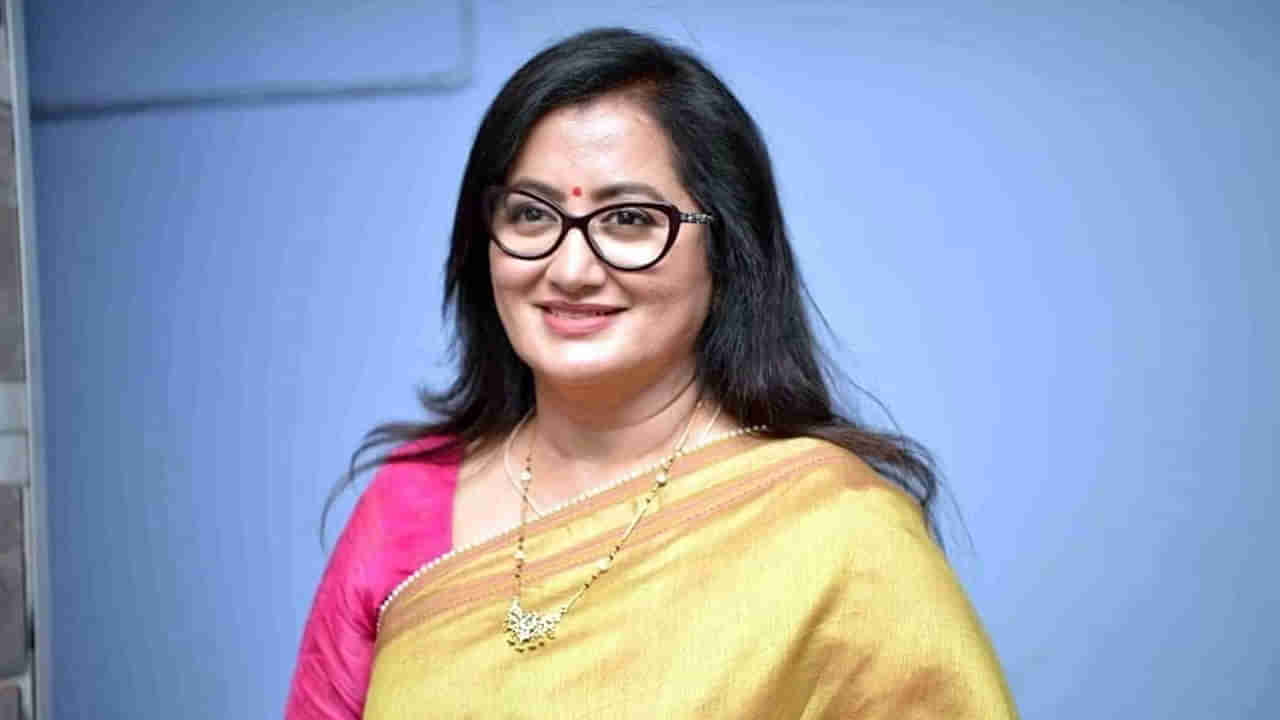 Sumalatha: ఆ విషయాలు చెబితే కెరీర్ అంతం చేస్తారు.. బయటకు రాని ఎన్నో రహస్యాలు.. నటి సుమలత షాకింగ్ కామెంట్స్..