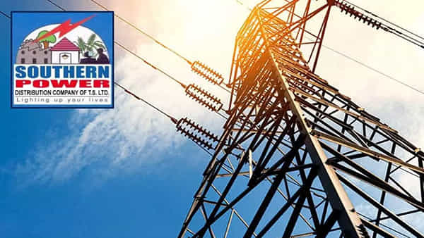 Telangana jobs: విద్యుత్ శాఖలో 3 వేల ఉద్యోగాలకు వచ్చే నెలలో నోటిఫికేషన్..! ఖాళీలపై తేలని పంచాయితీ