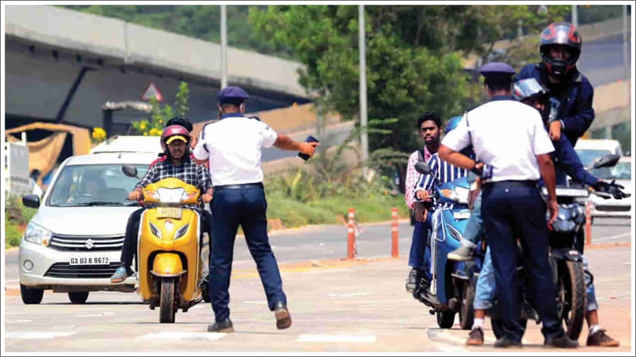 Traffic Challans: వాహనదారులకు హెచ్చరిక.. ఇలా చేస్తే రూ.25 వేల జరిమానా!