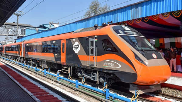 Vande Metro: వందే మెట్రో పేరు మారింది.. ఇక నుంచి ఏమని పిలవనున్నారంటే