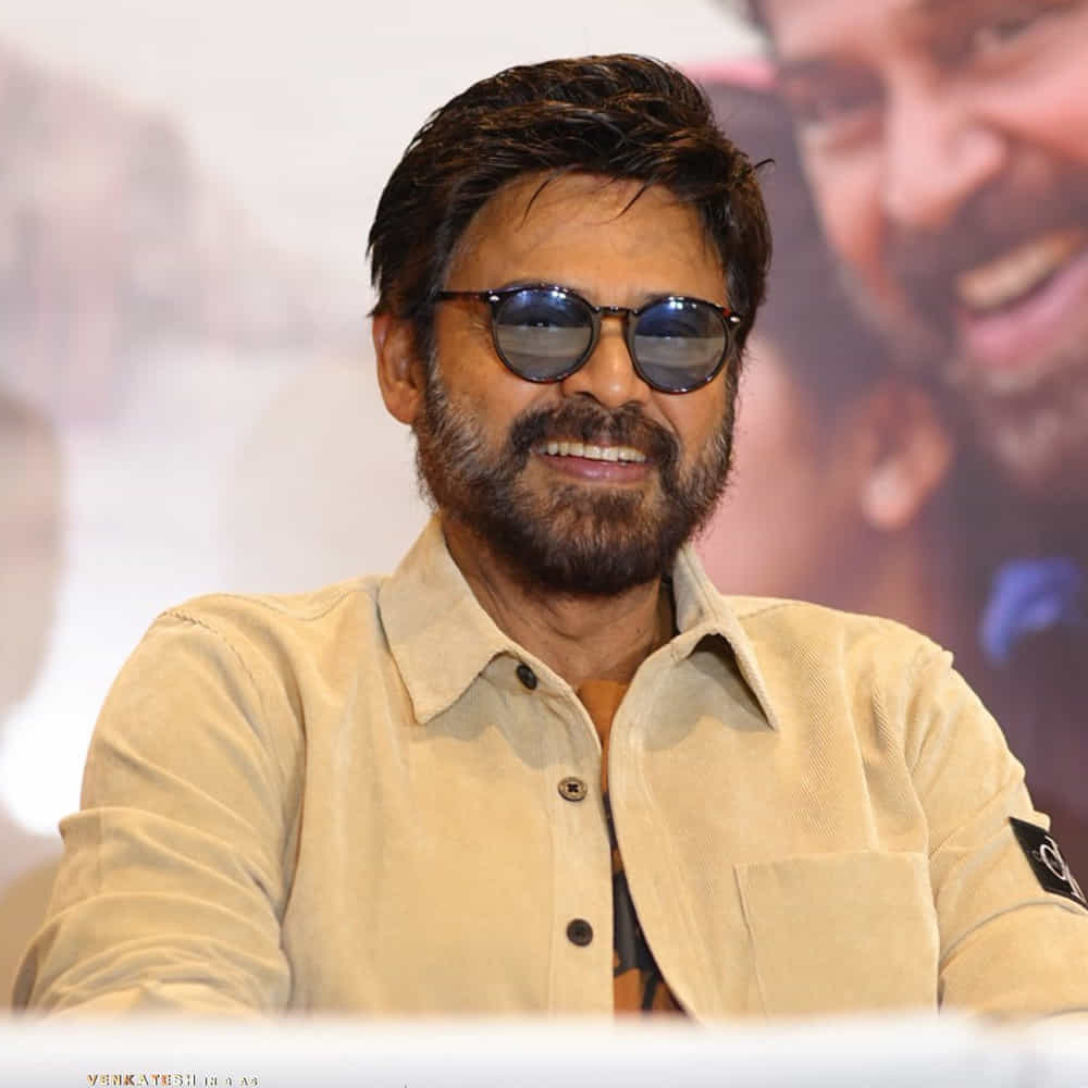 వీరసింహారెడ్డి, భగవంత్ కేసరి సినిమాల్లోనూ బాలయ్య వింటేజ్ లుక్తో పాటు ఆయన ఇమేజ్ బాగా వర్కవుట్ అయింది. అందుకే బాబీ కూడా ఇదే చేస్తున్నారు. ఇక వెంకటేష్తో అనిల్ రావిపూడి ఇదే చేస్తున్నారు. ఈయనలో ఉన్న కామెడీ టైమింగ్ వాడుకుంటున్నారు అనిల్. రవితేజ 75వ సినిమా కోసం పూర్తిగా ఆయనలోని వింటేజ్ ఇమేజ్ బయటికి తెస్తున్నారు కొత్త దర్శకుడు భాను భోగవరపు.