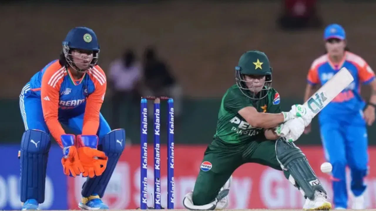 IND vs PAK: మారిన టీ20 ప్రపంచకప్ షెడ్యూల్.. భారత్-పాక్ మ్యాచ్ ఎప్పుడంటే? IND vs PAK: మారిన టీ20 ప్రపంచకప్ షెడ్యూల్.. భారత్-పాక్ మ్యాచ్ ఎప్పుడంటే?