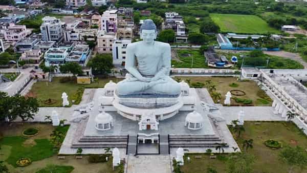 సామాన్యులకు ఇది కదా కావాల్సింది.. రాజధాని అమరావతిలో గజం భూమి విలువ ఎంతో తెల్సా.?