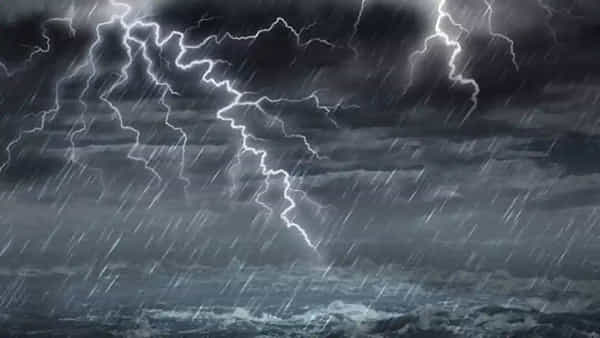 AP Rains: బంగాళాఖాతంలో మరో అల్పపీడనం.. బాబోయ్.! ఏపీకి మళ్లీ వర్షాలే వర్షాలు.. వెదర్ రిపోర్ట్